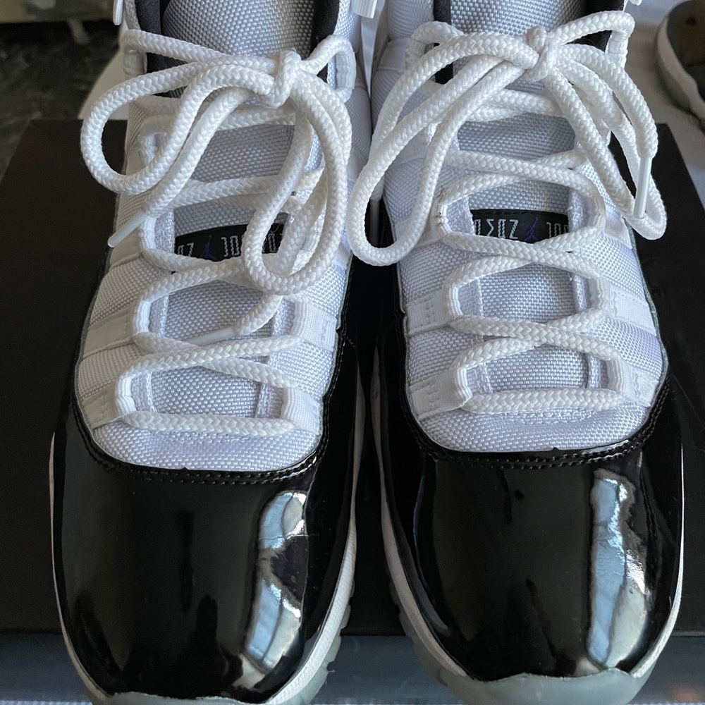 Jordan 11s